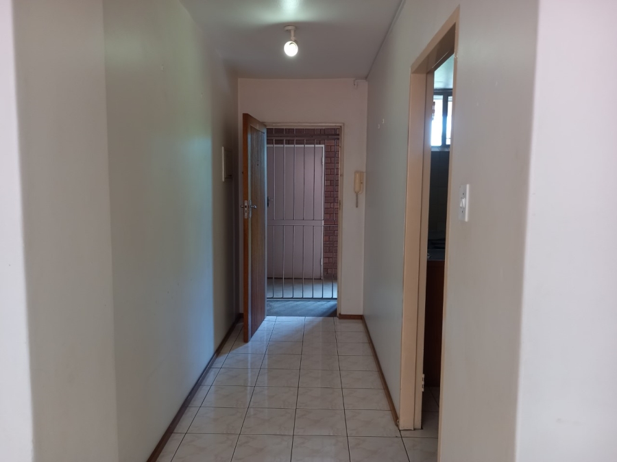 To Let 2 Bedroom Property for Rent in Aberdeen Eastern Cape